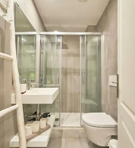 Center Marques Ii * Lisbon